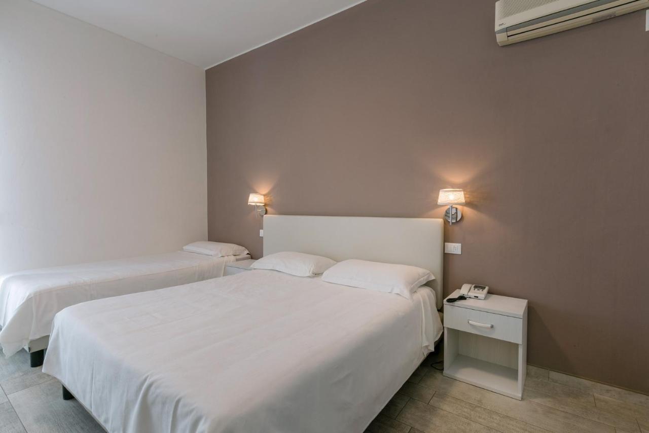 Saviola Hotel
